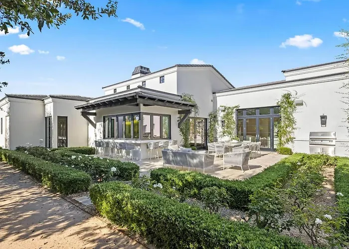 House With Pool Paradise Valley